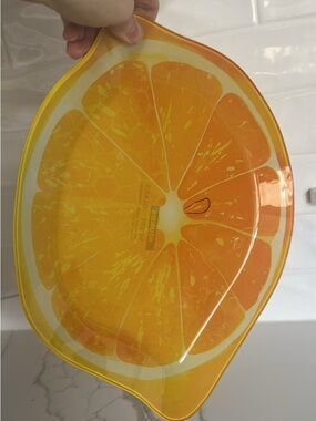 Citrus glass yellow plate.